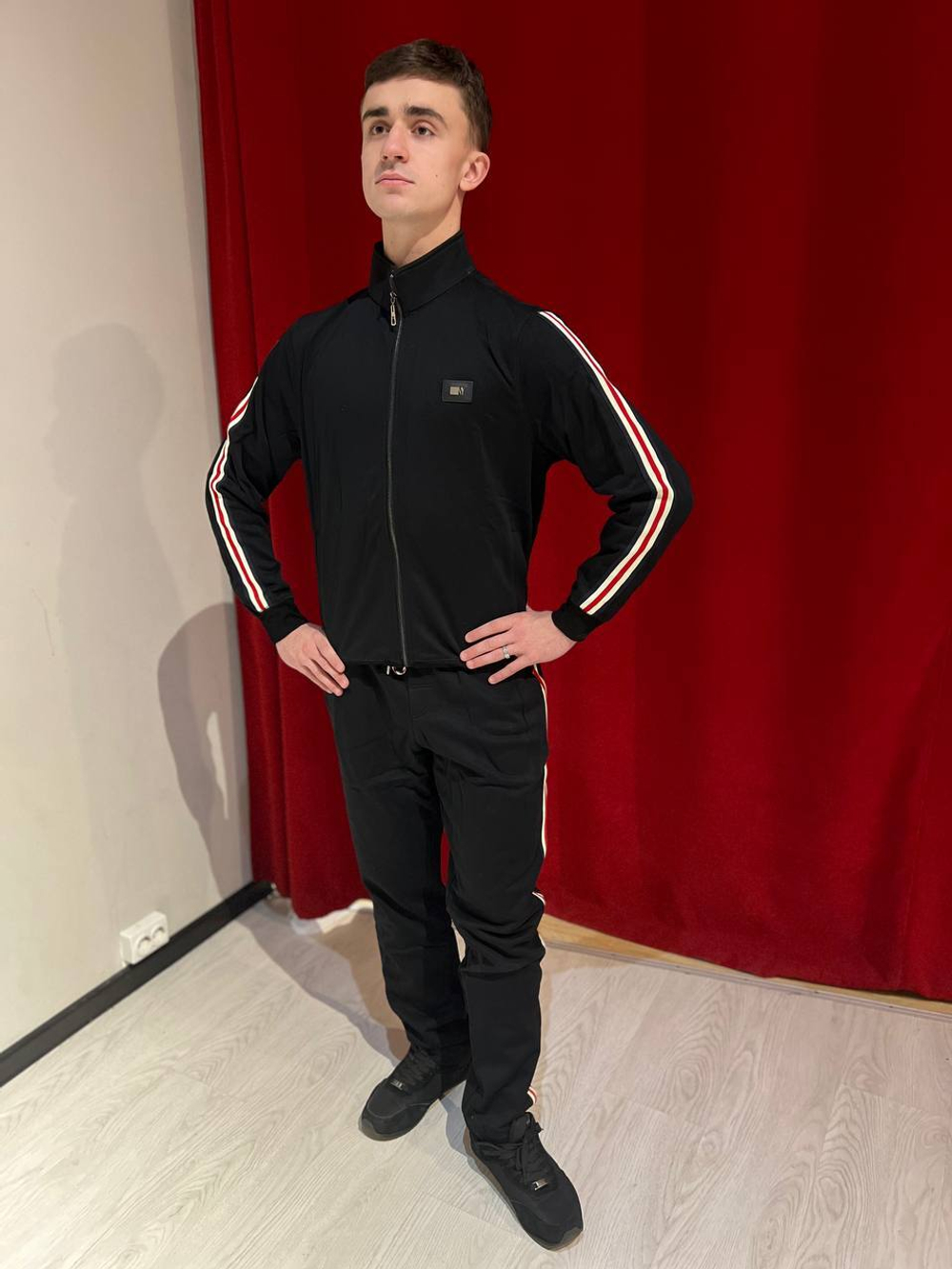 Спортивный костюм без капюшона NY Fashionspace
