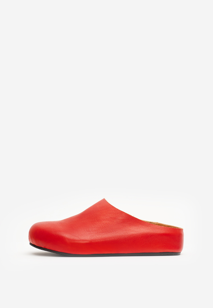 mule red leather