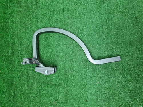 Петля крышки багажника правая Geely Preface 24-нв