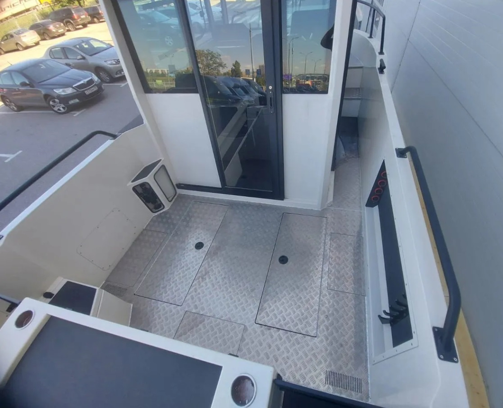 Катер Windboat-7.0