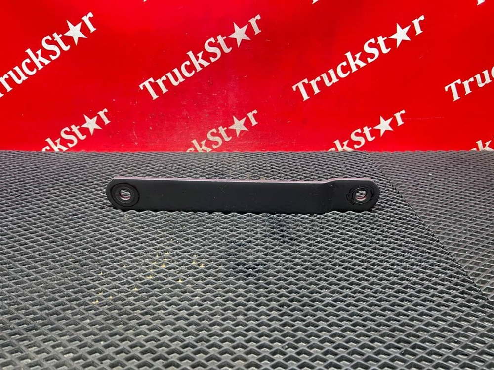 Стойка переднего стабилизатора