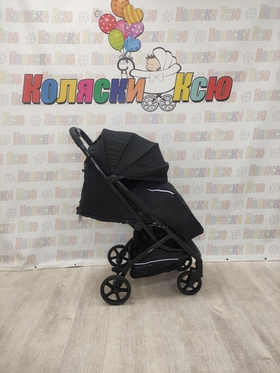 Коляска прогулочная Indigo Mega Черный