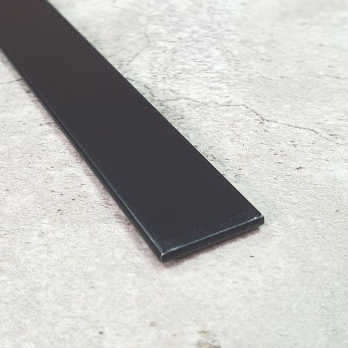 Полоса алюм. 15*1,6мм "DO-3" 3м Черный мат. окраш.