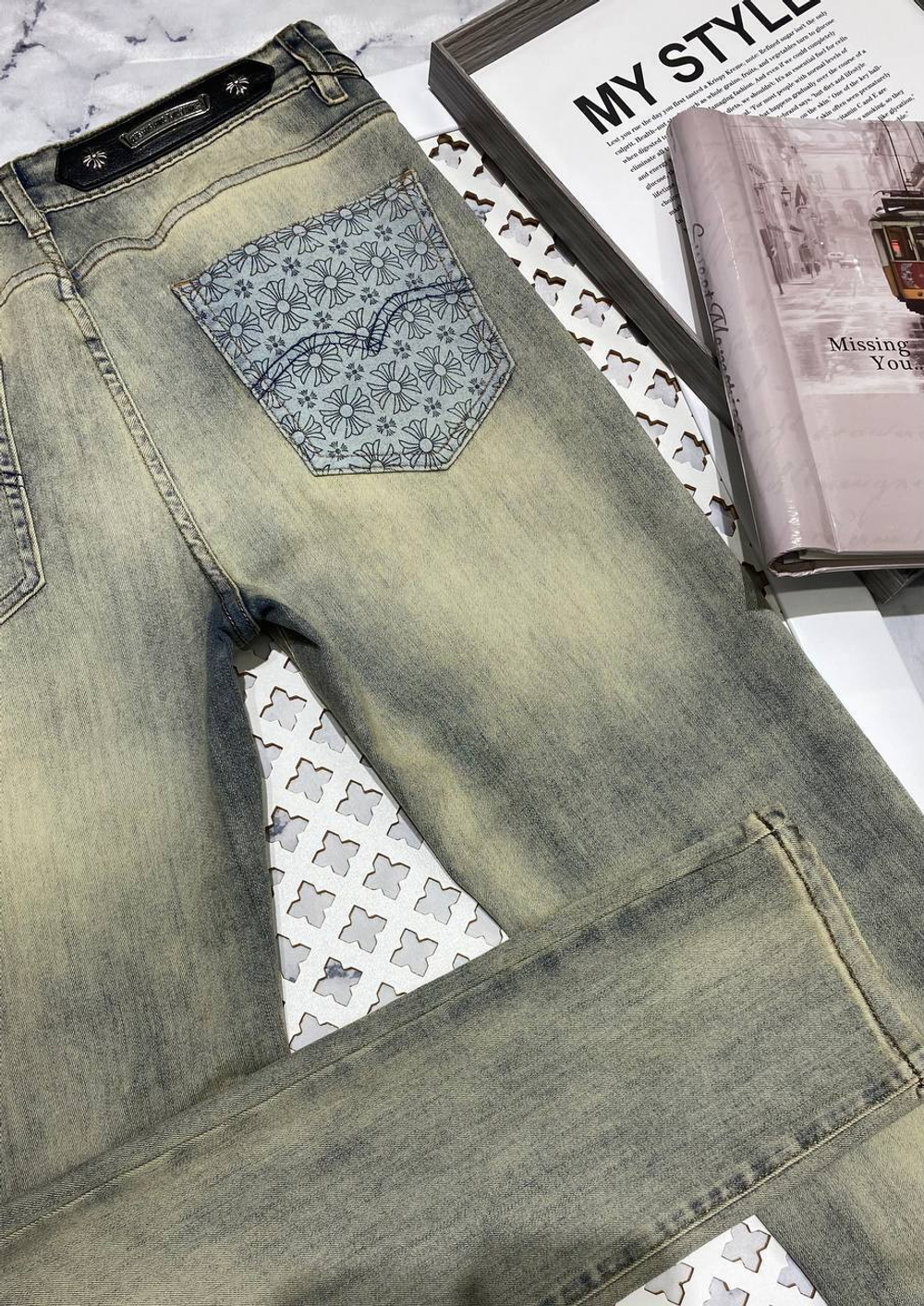 Джинсы Chrome Hearts