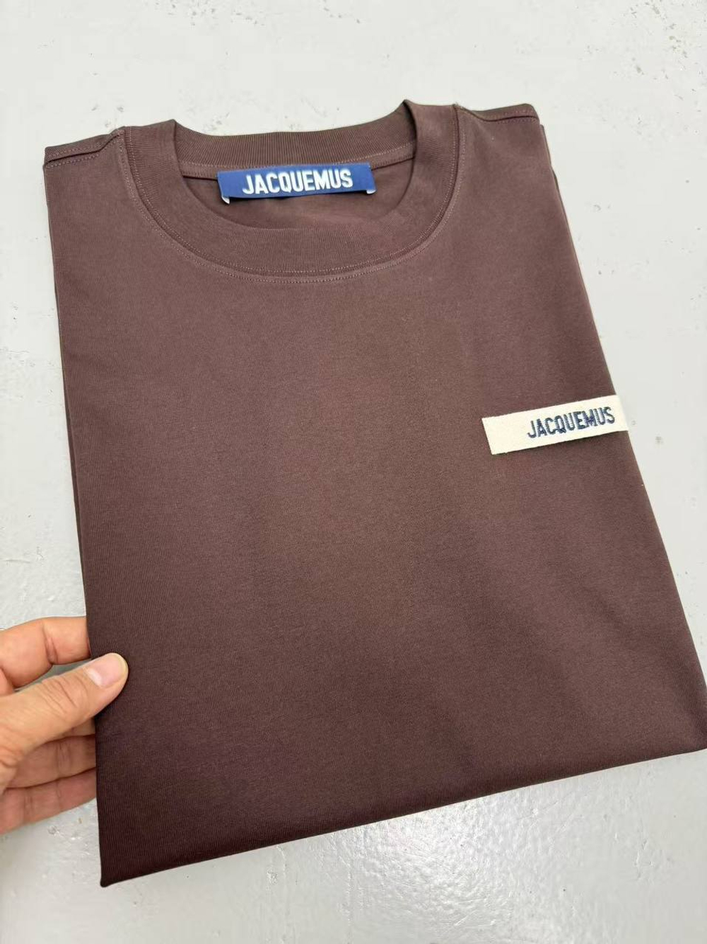 Футболка Jacquemus
