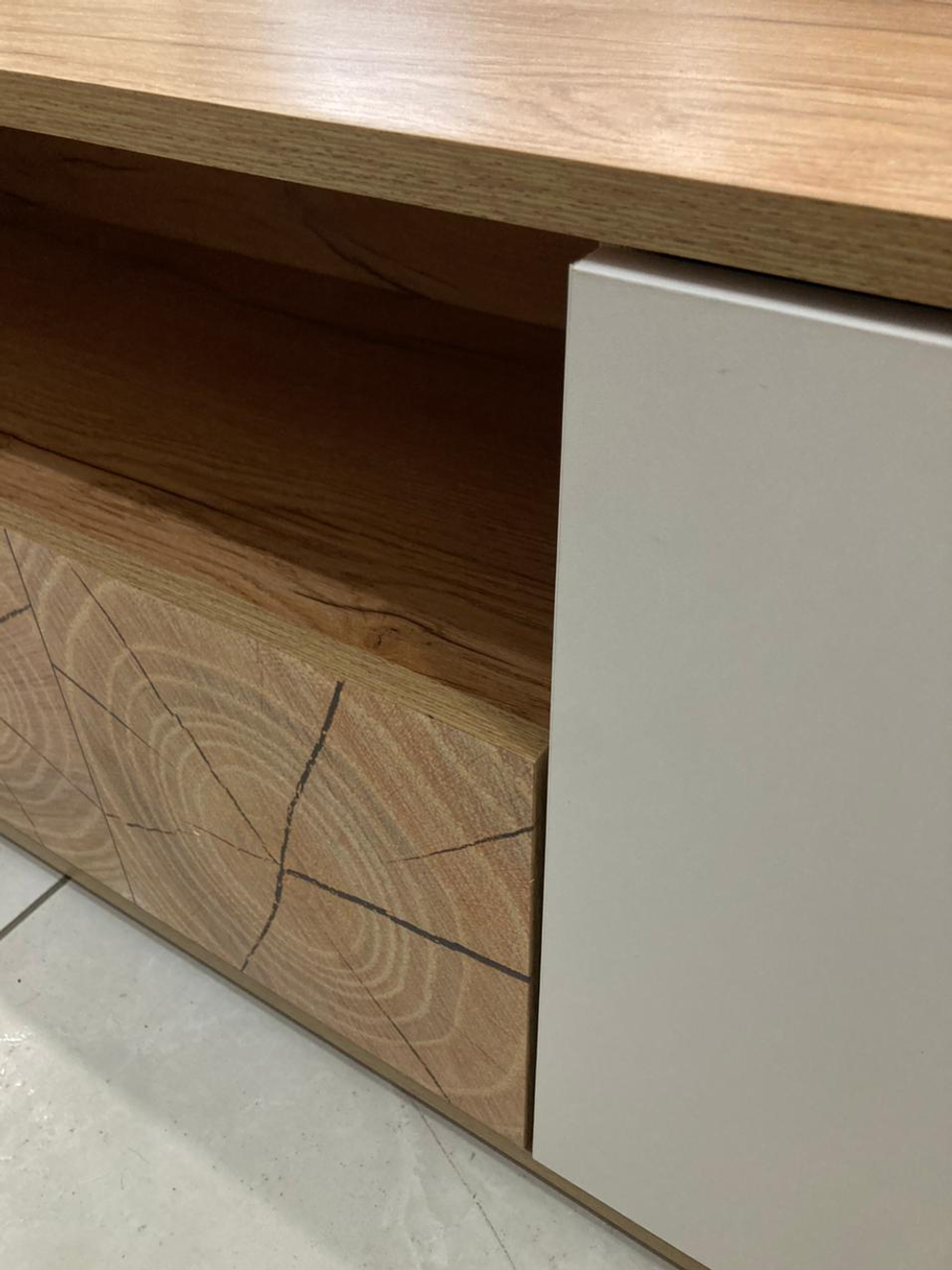 Тумба под ТВ Тиволи ТБ-06 крафт/белый