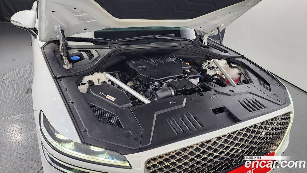 Genesis GV70 2.5T Бензин AWD (04.2023)