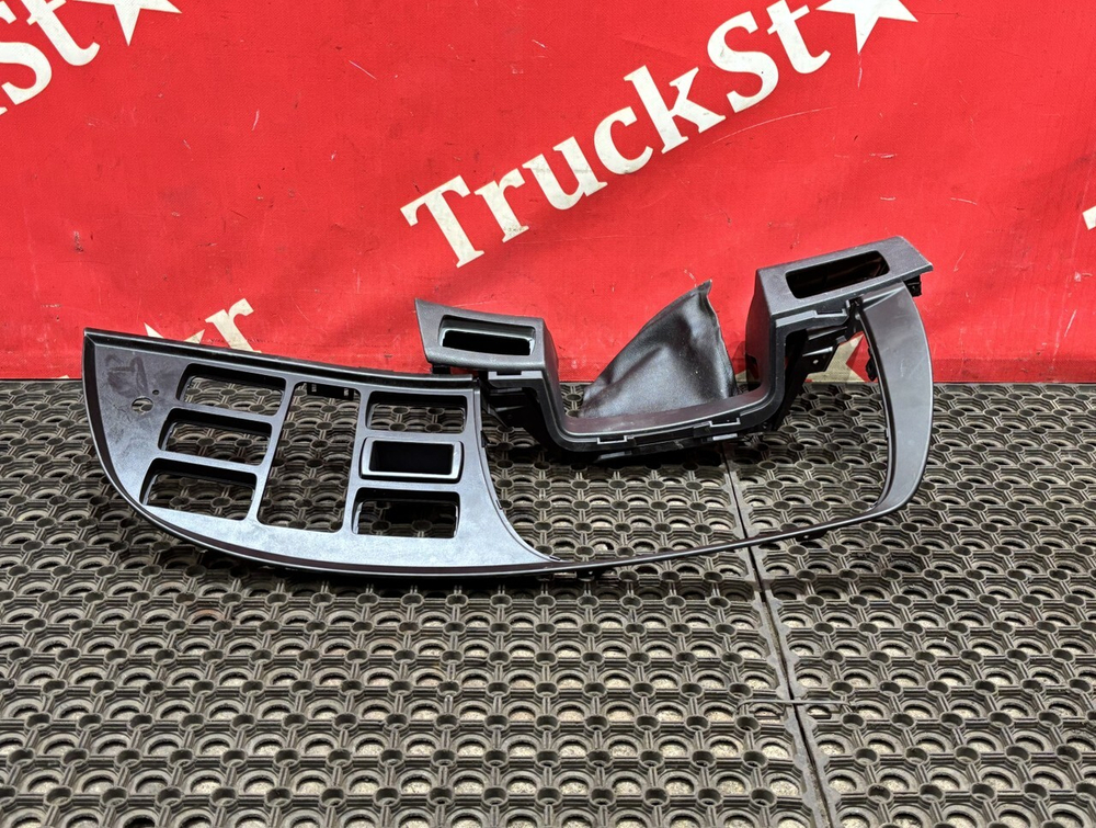 Накладка приборной панели 2024г.