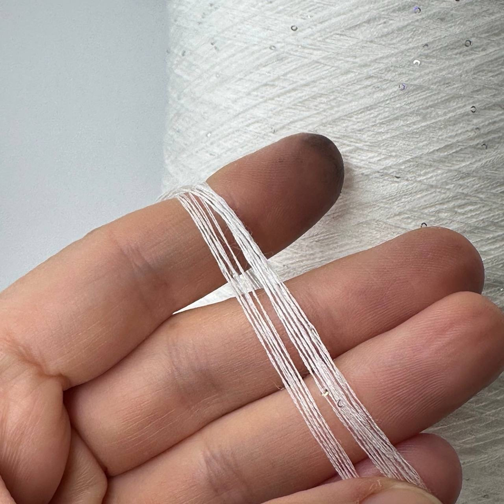DIAMOND ; 100% тенсель, нанопайетки 1мм; 2000м /100гр; col. TS16, цвет: белый, пайетки бриллиантовая россыпь; S508