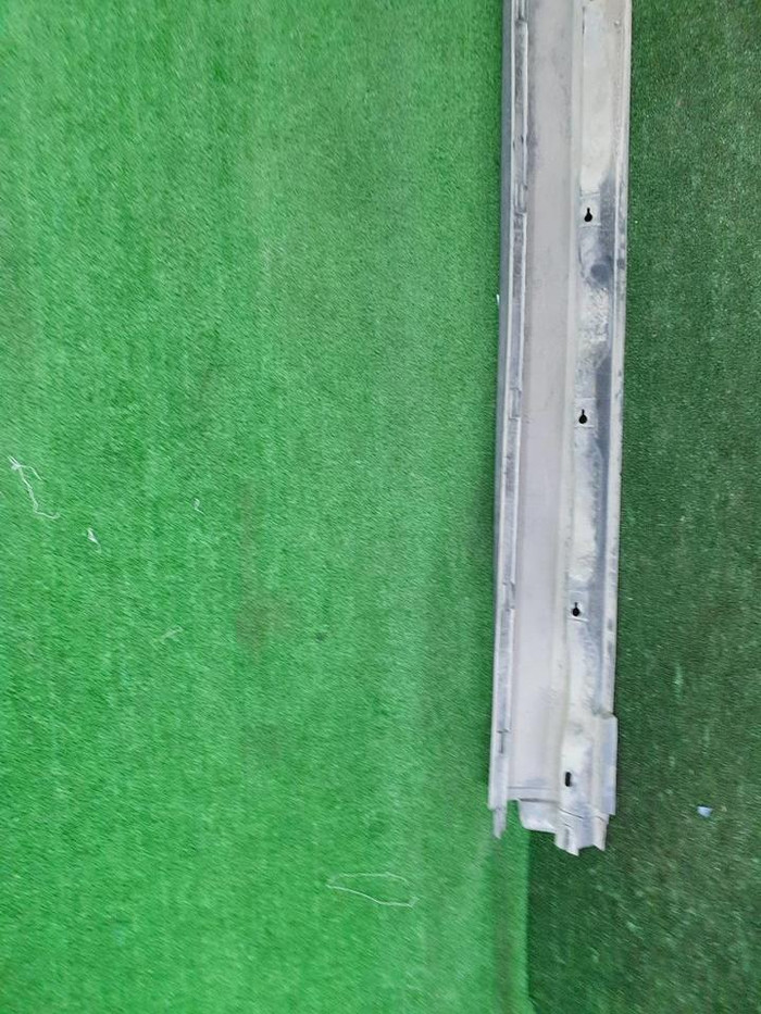 Накладка порога левая Volvo XC70 2 (2007-2016)