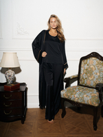 КОСТЮМ (БЛУЗА И БРЮКИ) ИЗ САТИНА