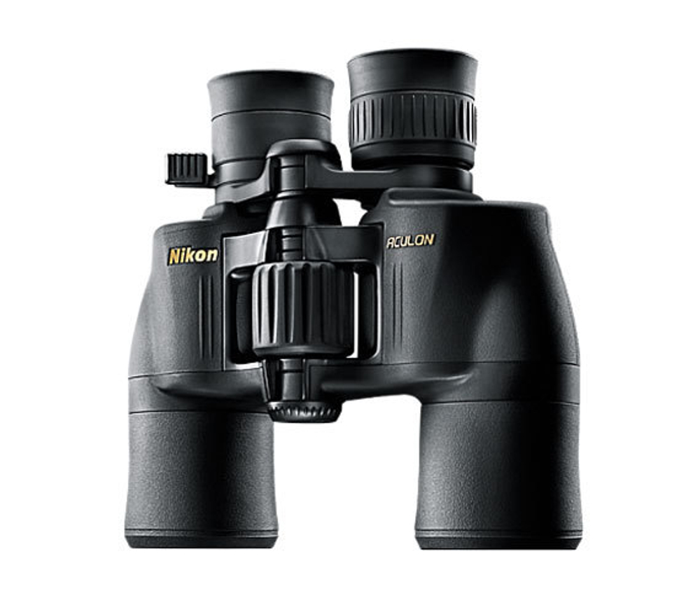 Бинокль Nikon Aculon A211 8-18x42