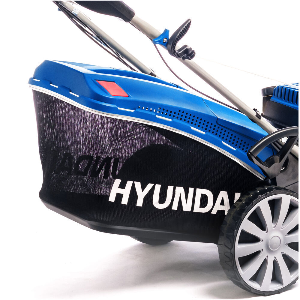 Газонокосилка бензиновая самоходная Hyundai L 5110RS