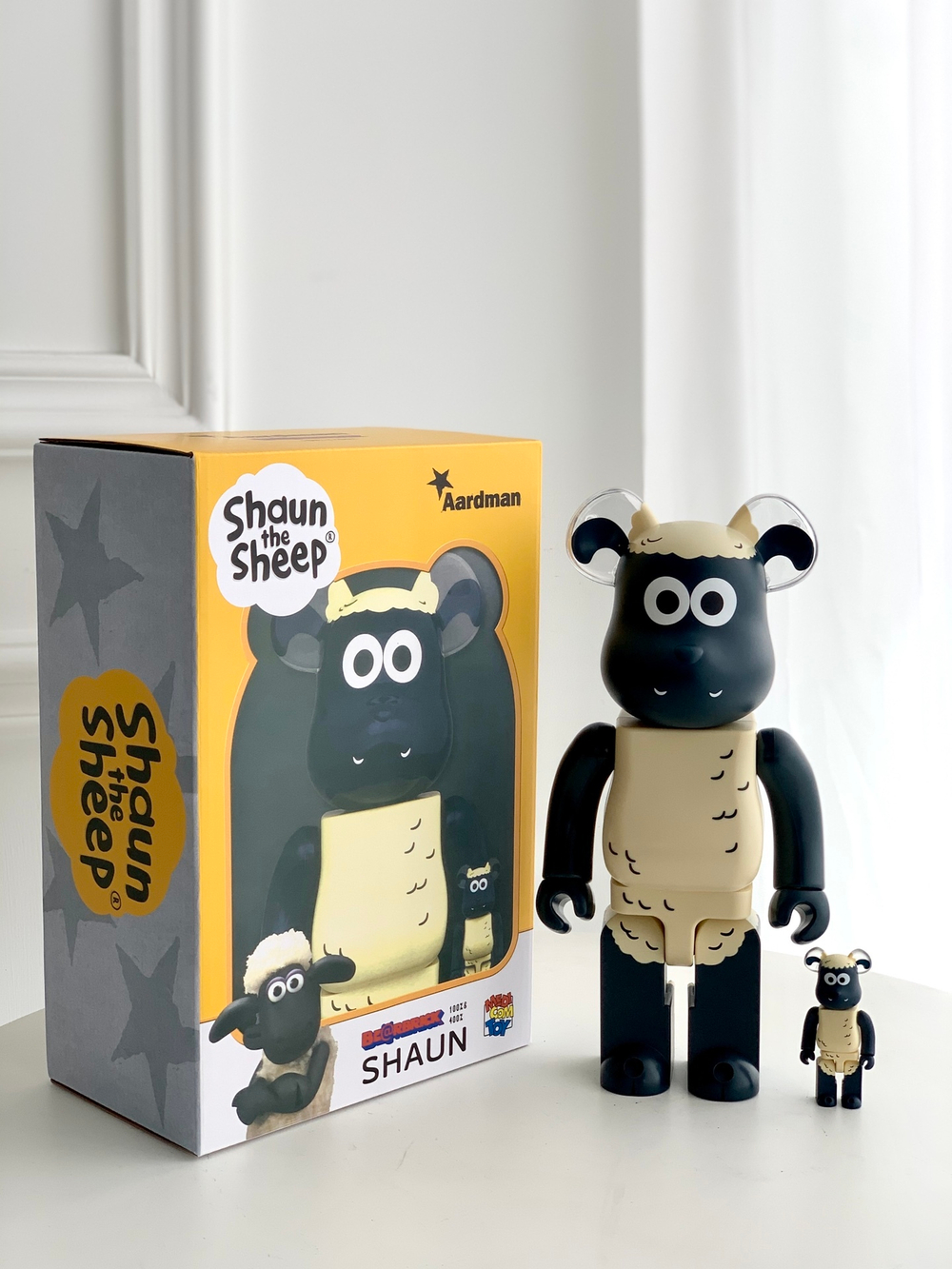Bearbrick Shaun The Sheep 400% + 100%