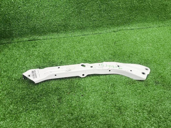 Кронштейн панели правый Chery Arrizo 8 (2022-н.в.)