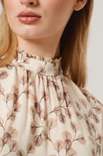 23165 Блузка женская (сливочный принт)