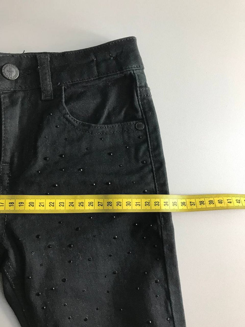 Джинсы Marks&Spencer со стразами, на 7/8 лет
