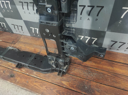 Панель передняя (телевизор) Hyundai Palisade (LX2) 64101S8000