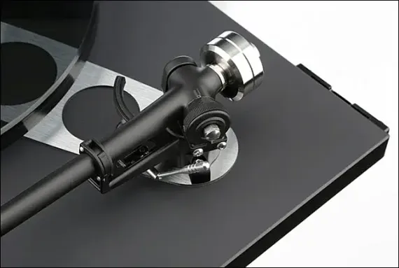 Rega Planar 6 Exact Black