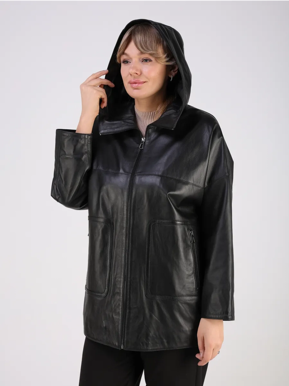 Кожаная куртка демисезонная оверсайз с капюшоном