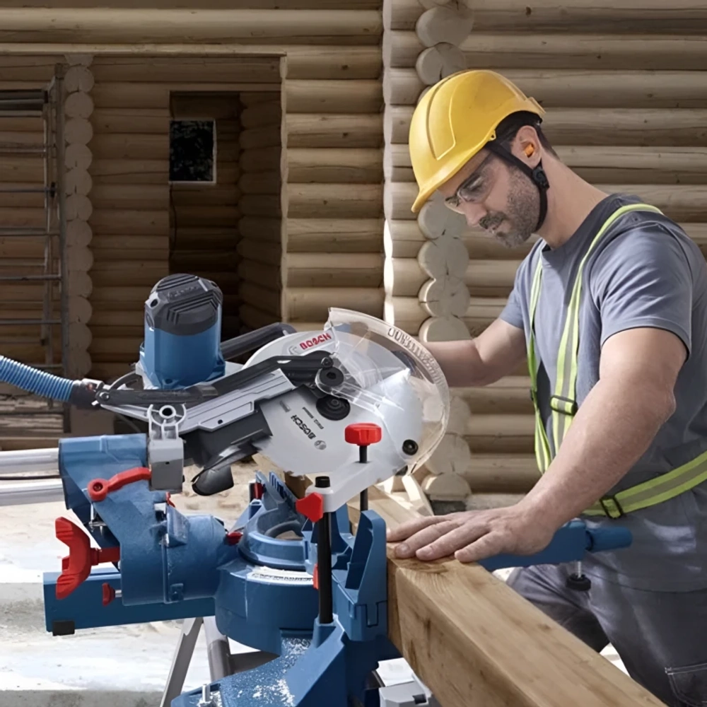 Bosch Professional GCM 340-305 D торцовочная пила с протяжкой 0601B60000