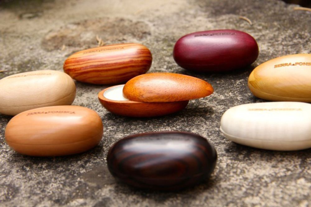 Serra and Fonseca La Violetta