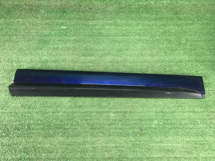 Накладка двери передняя правая Audi Q5 2 80A (2017-н.в.)