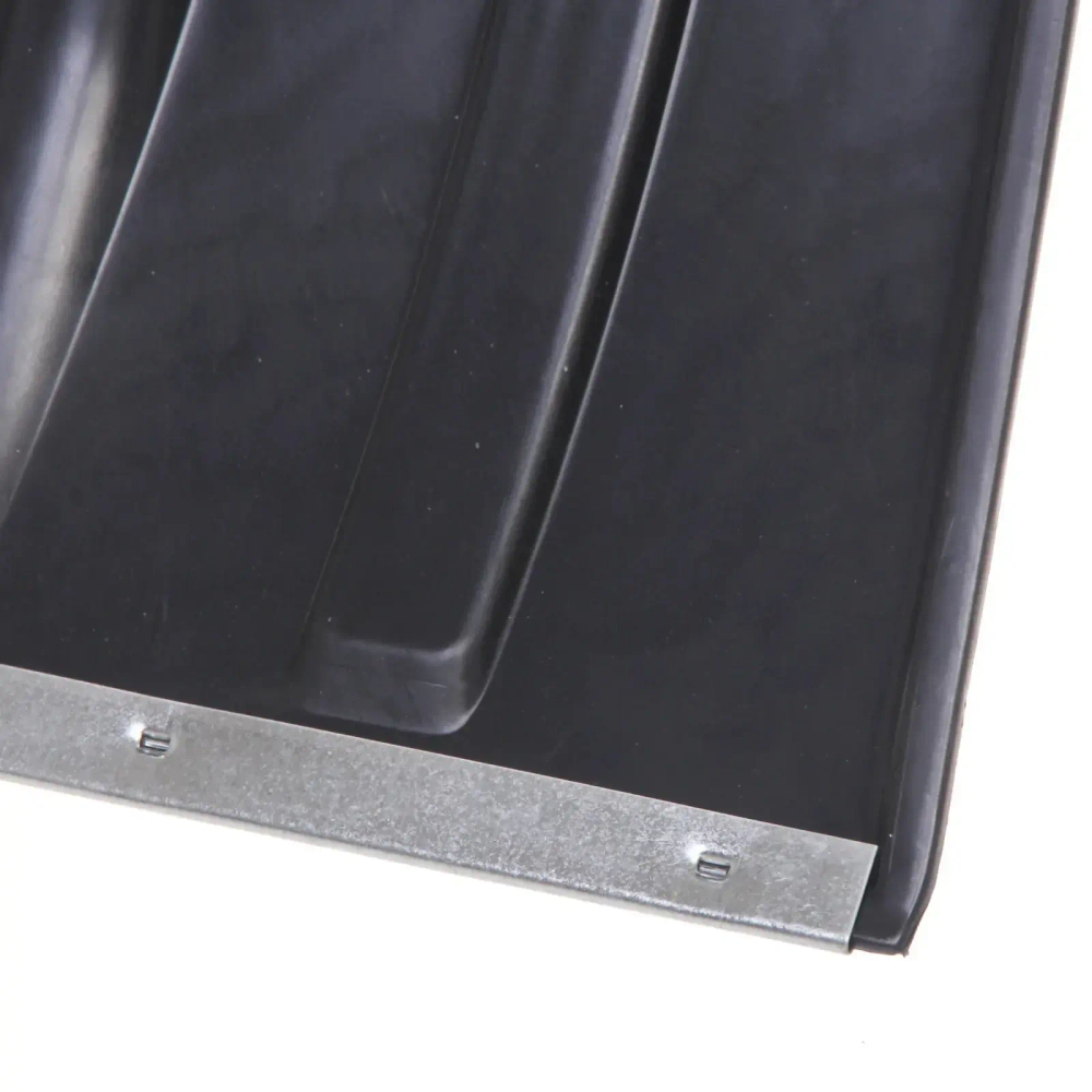 Лопата снеговая пластиковая 380*365 мм, с оцинк.планкой, с металл.крашеным черенком и V ручкой, d=32