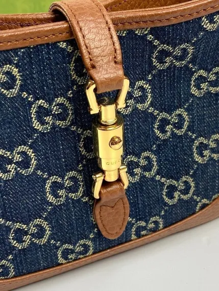 Миниатюрная сумка-хобо Gucci Jackie 1961 коричневый/синий