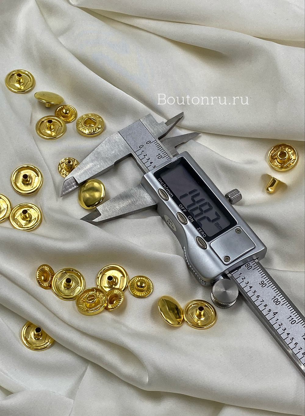 Установочные кнопки золото/комплект с кнопками и шляпкой 15 мм