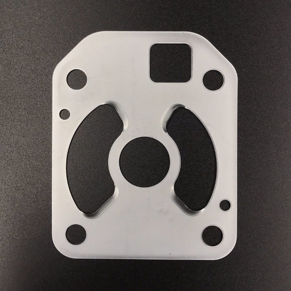 Пластина помпы охлаждения Tohatsu 90 (3B7-65025-0) (Tohatsu)