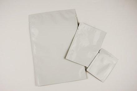 Пакет фольгированный  белый