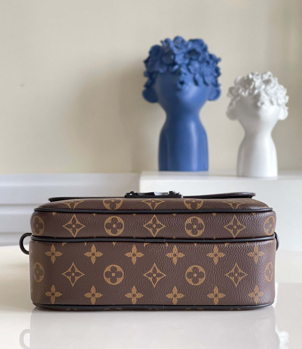 Louis Vuitton S-Lock Messenger