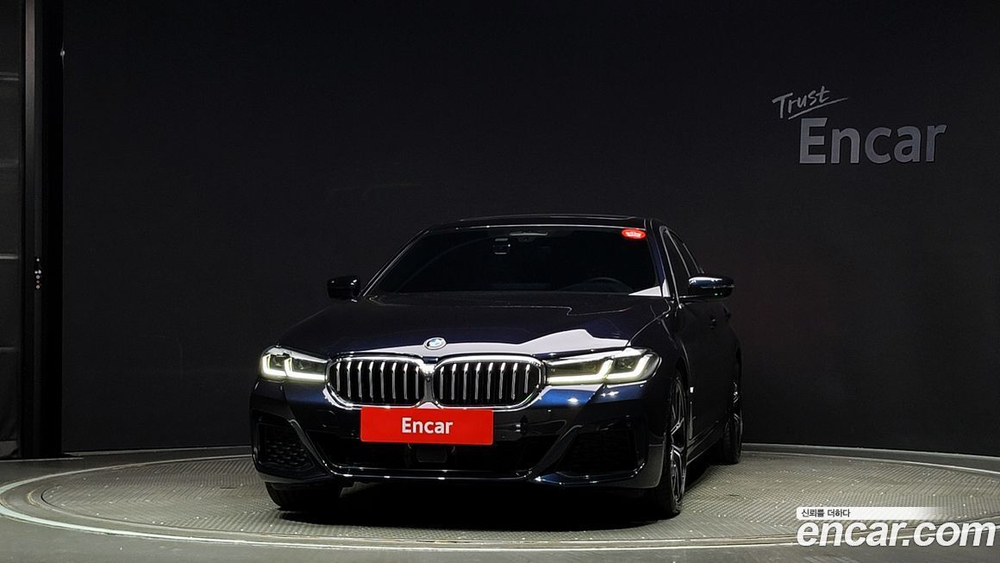 BMW 5 Series (G30) 530i M Sports (06.2021)