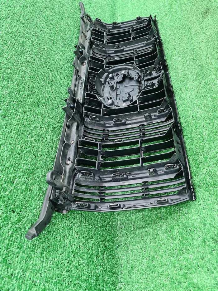 Решетка радиатора Toyota LC Prado 150 17-нв Black