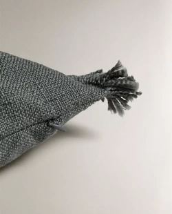 ZARA HOME НАВОЛОЧКА ДЛЯ ДЕКОРАТИВНОЙ ПОДУШКИ С БАХРОМОЙ, ТЕМНО-СИНИЙ