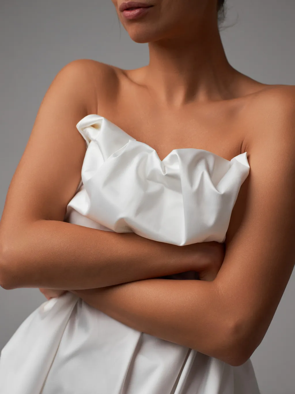 Идеальный атлас теперь и в цвете айвори!