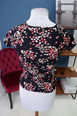 Футболка Reality с принтом 44 размер