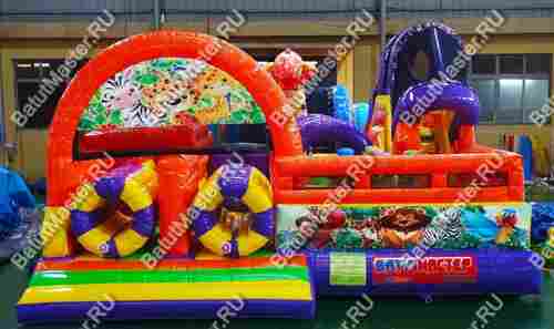 Коммерческий надувной батут "Дикая Африка" 10*6*4 м