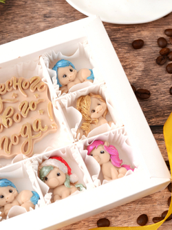 Набор из шоколада "Чудесного Нового Года" с лошадками #6