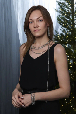 Колье "Богема" с цирконами, оттенок серебро