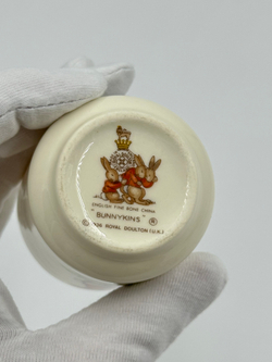 Подставка для яйца Royal Doulton Bunnykins