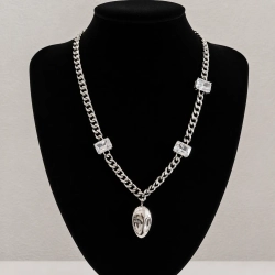 Колье Oubi Yabi «Серебряная маска» Silver