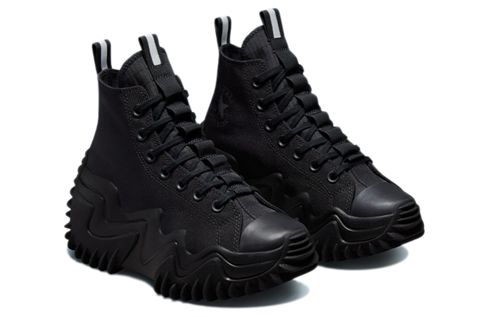 Converse Run Star Motion