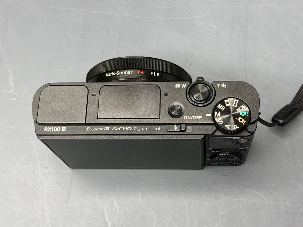 Sony Cyber-shot DSC-RX100M3