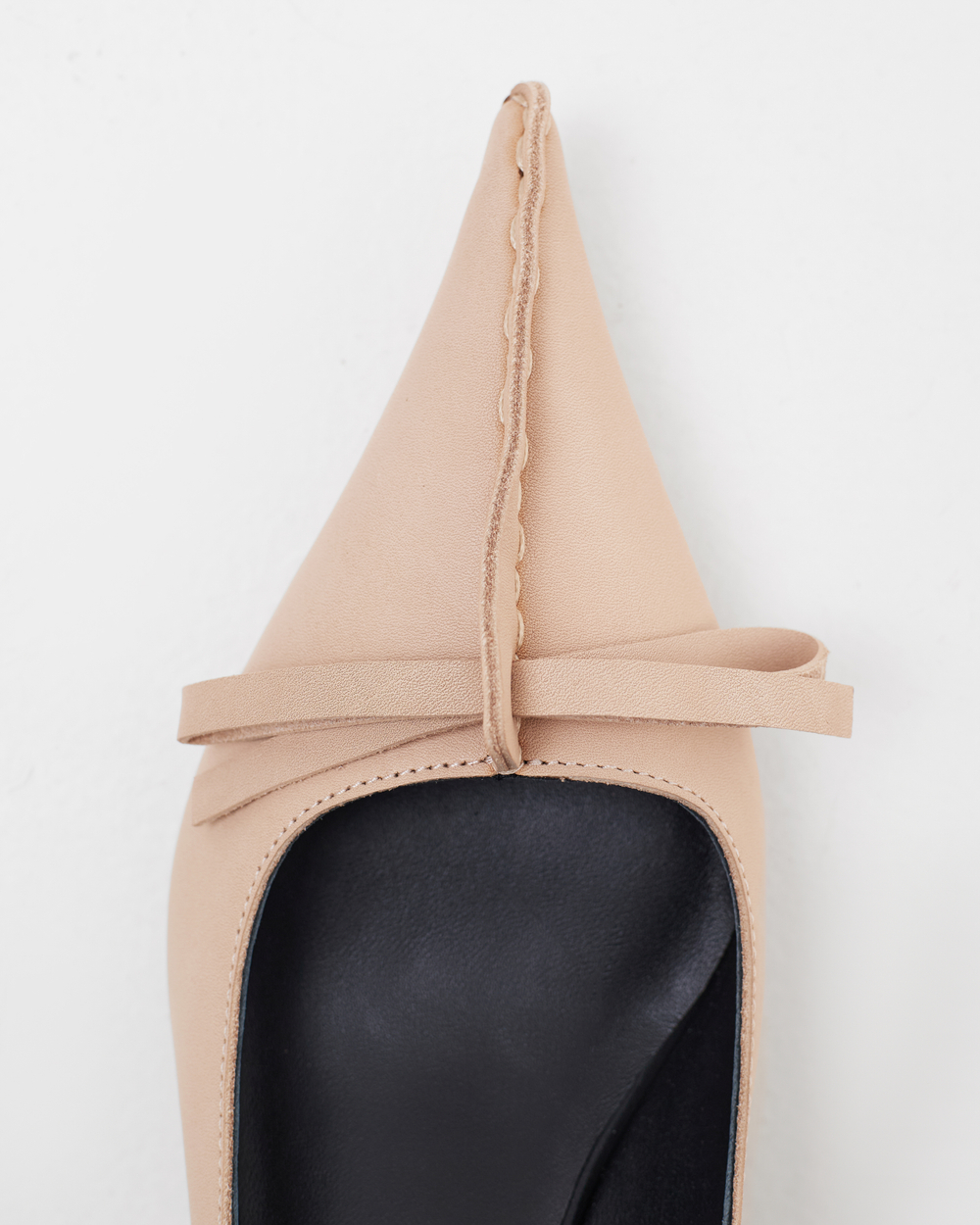 Туфли из натуральной кожи светло-бежевый