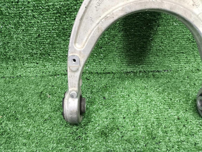 Рычаг передний правый Zeekr 001 (2021-н.в.)