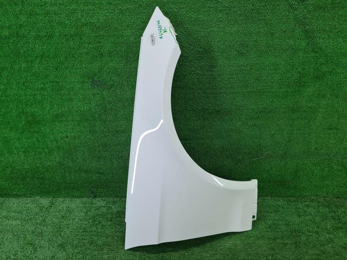 Крыло переднее правое Mercedes E C207 (2009-2016)