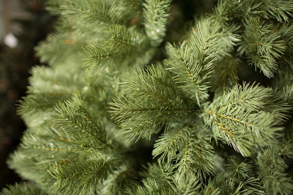 Ель искусственная «Шервуд» (Литая хвоя) 180 см / 1,8 м