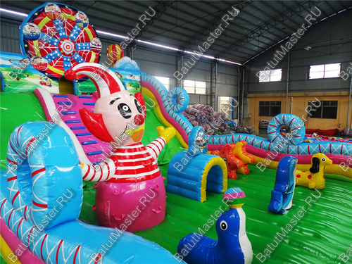 Коммерческий надувной батут «Парк развлечений Мульти» 15*8*8 м